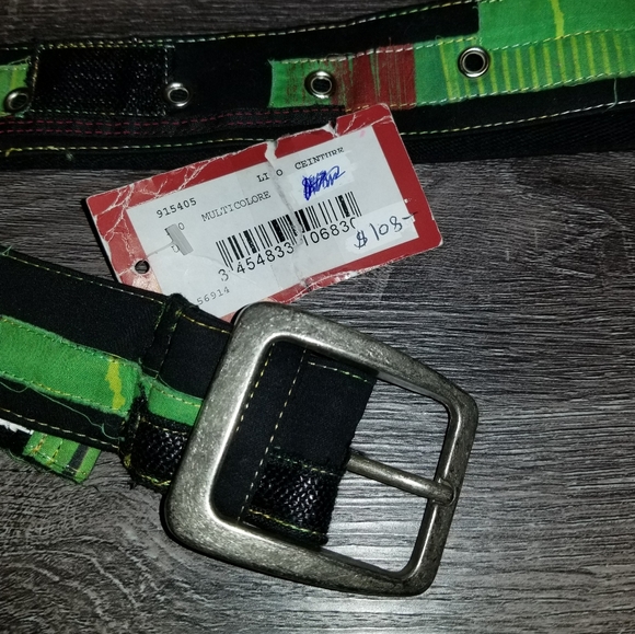 AVENTURE DES TOILES ARTIST PAINTED BELT
AVENTURES - Picture 7 of 10